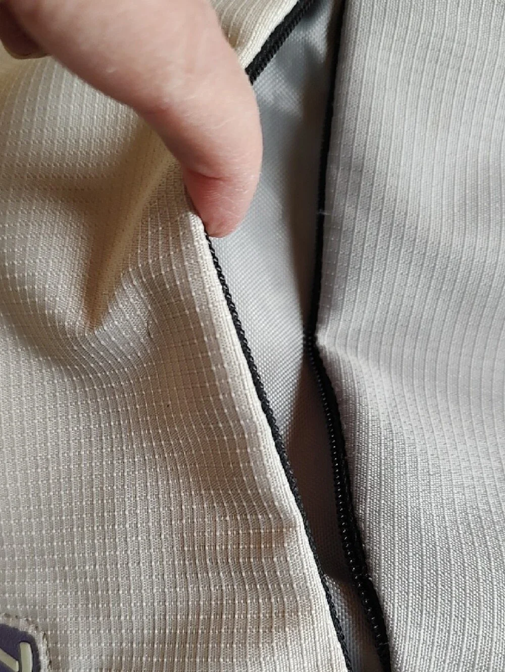 Keen Lavender & Light Gray Crossbody Hobo Computer Commuter Bag. Pockets Galore!